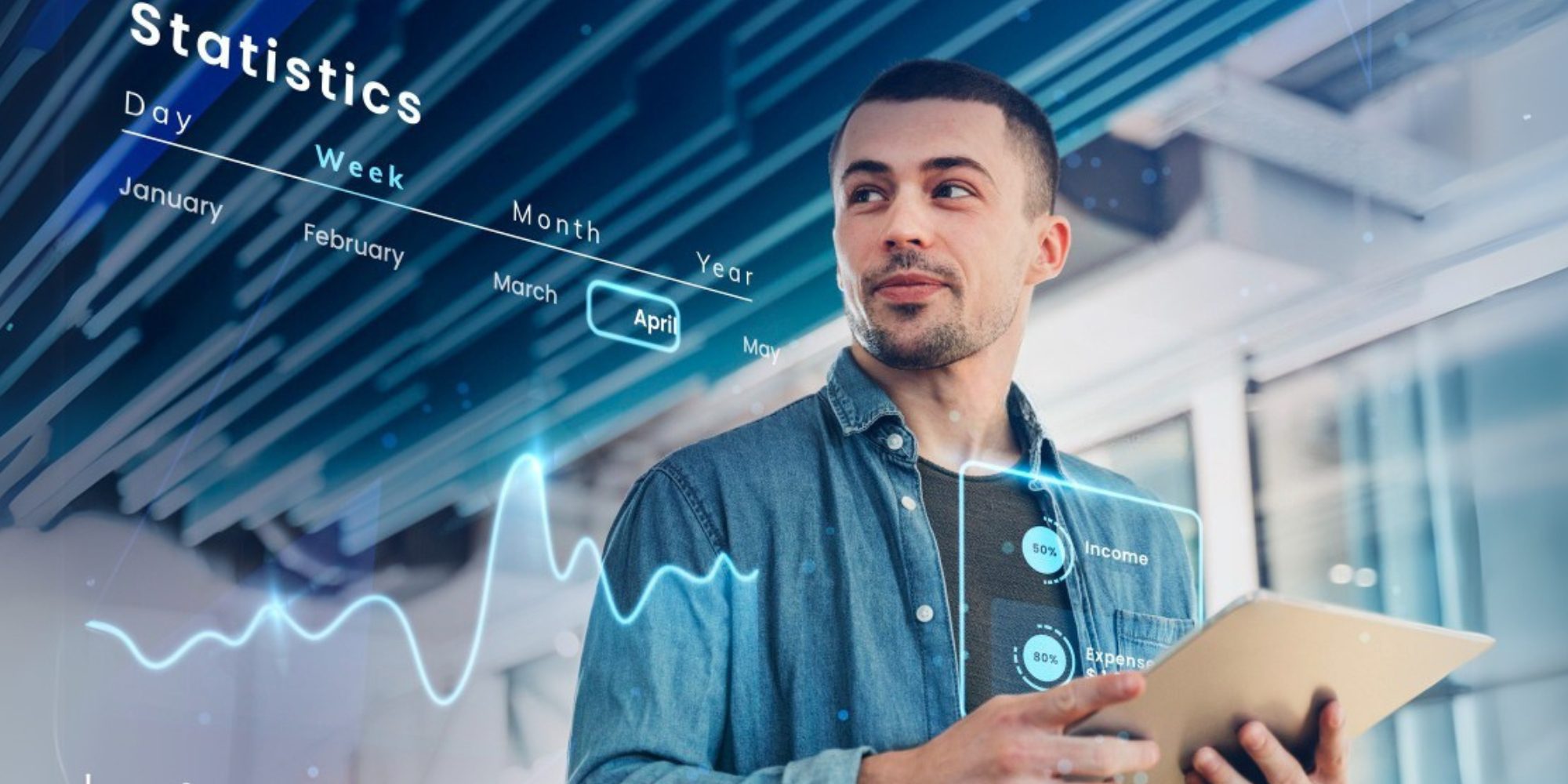 איש צעיר מחזיק טאבלט עם נתוני סטטיסטיקה דיגיטליים, מסמל את ההשתלבות בהייטק לאחר שירות במודיעין